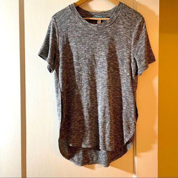 Dina b Heathered gray shirt soft knit with high low hem and side slits - Picture 1 of 9